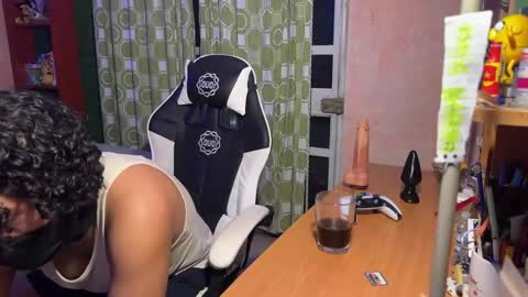 Snapshot of andrelabuda9 chatting on October 8, 2025, 1:03 am Andre Labuda online show from October 8, 2025, 1:03 am