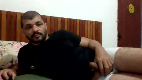 Snapshot of andreloko123 chatting on October 1, 2025, 1:33 am andreloko123 online show from October 1, 2025, 1:33 am