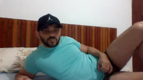 Snapshot of andreloko123 chatting on July 29, 2026, 1:04 am andreloko123 online show from July 29, 2026, 1:04 am