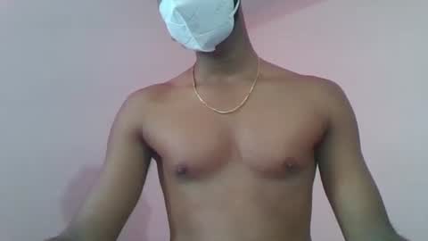 andres01_ online show from October 10, 2025, 5:06 am