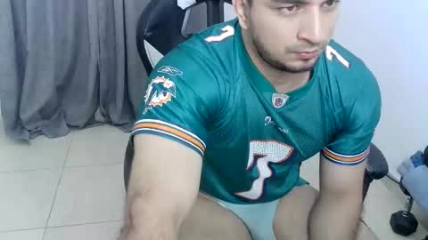 andres180950734 online show from January 16, 2026, 10:47 pm