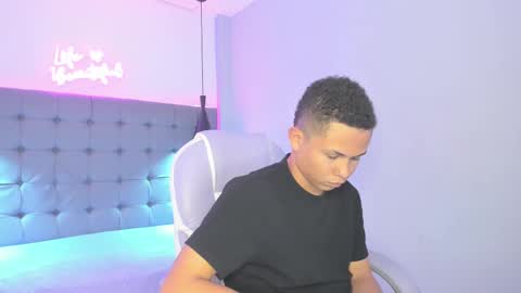 IM ANDRES online show from November 21, 2025, 3:16 am