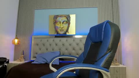 Snapshot of andres1_8 chatting on May 3, 2026, 2:06 am IM ANDRES online show from May 3, 2026, 2:06 am