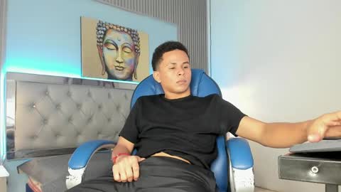 Snapshot of andres1_8 chatting on May 21, 2026, 3:46 am IM ANDRES online show from May 21, 2026, 3:46 am