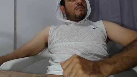 i am Andres online show from October 28, 2025, 7:01 am