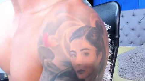 Snapshot of andres_clark chatting on October 8, 2025, 6:05 pm insta andres clark online show from October 8, 2025, 6:05 pm