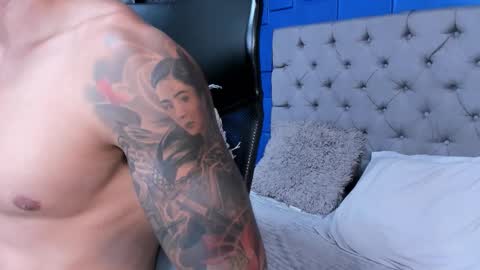 Snapshot of andres_clark chatting on November 11, 2025, 5:57 pm insta andres clark online show from November 11, 2025, 5:57 pm