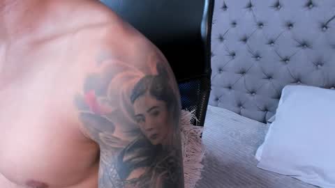 Snapshot of andres_clark chatting on November 21, 2025, 6:06 pm insta andres clark online show from November 21, 2025, 6:06 pm