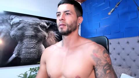 Snapshot of andres_clark chatting on December 3, 2025, 5:11 pm insta andres clark online show from December 3, 2025, 5:11 pm