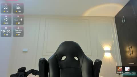 andres_stud online show from May 16, 2026, 10:36 am