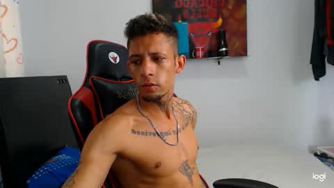 Andres white online show from November 4, 2025, 5:56 pm