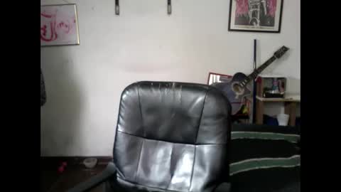 Snapshot of andresdelews chatting on April 5, 2026, 3:53 pm Delews online show from April 5, 2026, 3:53 pm