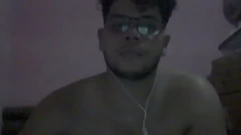 Snapshot of andresgonzales_ chatting on November 3, 2025, 5:03 pm andresgonzales_ online show from November 3, 2025, 5:03 pm