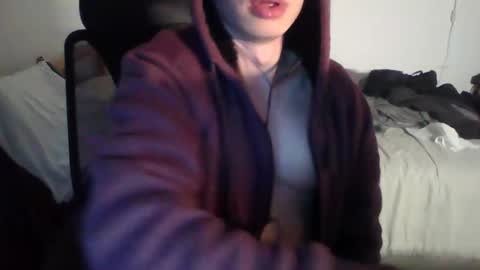 Snapshot of andresse_lat chatting on March 29, 2026, 5:40 am andresse_lat online show from March 29, 2026, 5:40 am
