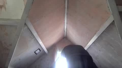 Snapshot of andrew160258 chatting on April 1, 2026, 1:23 pm Andrew online show from April 1, 2026, 1:23 pm