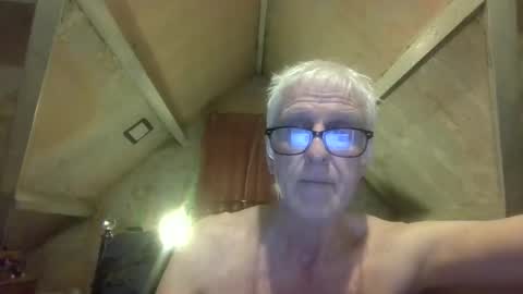 Snapshot of andrew160258 chatting on April 12, 2026, 9:53 pm Andrew online show from April 12, 2026, 9:53 pm