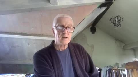 Snapshot of andrew160258 chatting on May 15, 2026, 10:44 am Andrew online show from May 15, 2026, 10:44 am