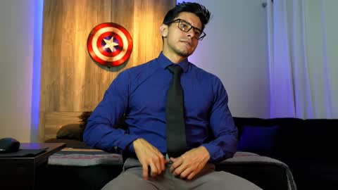 Andrew online show from December 9, 2024, 5:51 am