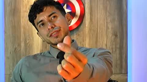 Andrew online show from October 12, 2025, 6:12 am