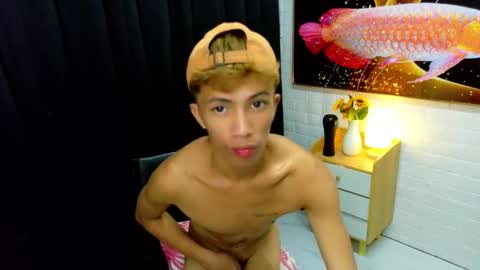 andrew_fucker69 online show from September 25, 2025, 7:12 am