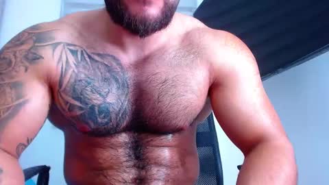 andrew_holden__ online show from March 4, 2025, 1:23 am