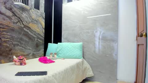 Andrew Taylor0 online show from March 11, 2026, 8:37 pm