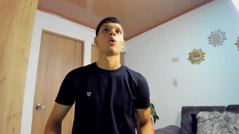 Snapshot of andrew_thopsom chatting on January 9, 2026, 12:57 am andrew_thopsom online show from January 9, 2026, 12:57 am