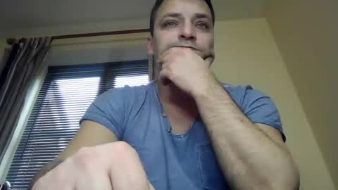 Snapshot of andrew_top_man chatting on February 6, 2026, 10:40 am andrew_top_man online show from February 6, 2026, 10:40 am