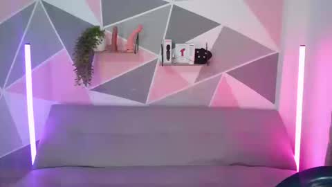 Andrew and Cherry online show from September 16, 2025, 11:39 pm