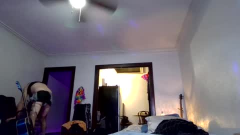 andrewgennie online show from December 3, 2025, 2:30 am