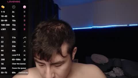 Snapshot of andrewmhilton_ chatting on October 28, 2025, 7:01 am andrewmhilton_ online show from October 28, 2025, 7:01 am