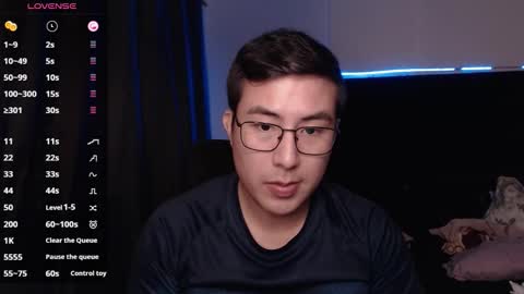 Snapshot of andrewmhilton_ chatting on November 8, 2025, 8:03 am andrewmhilton_ online show from November 8, 2025, 8:03 am