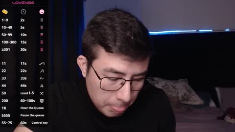 Snapshot of andrewmhilton_ chatting on November 15, 2025, 7:05 am andrewmhilton_ online show from November 15, 2025, 7:05 am