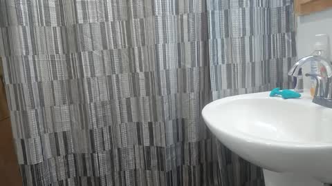 andrewo42601 online show from October 1, 2025, 4:07 am