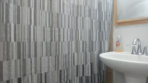 andrewo42601 online show from October 17, 2025, 10:29 am