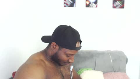 Snapshot of andrewoconnor__ chatting on December 4, 2025, 3:21 pm Andrew Oconnor online show from December 4, 2025, 3:21 pm