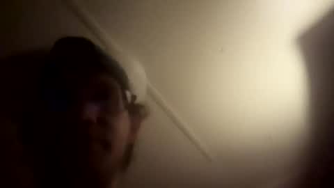 rayray32 online show from June 7, 2026, 3:21 am