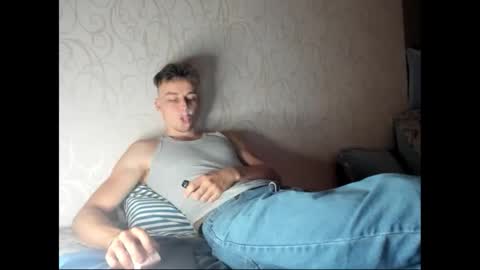 Snapshot of andrian_sweety chatting on September 17, 2025, 9:38 pm andrian_sweety online show from September 17, 2025, 9:38 pm