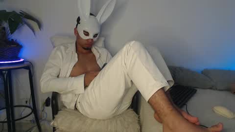 Snapshot of andy_0018 chatting on December 2, 2024, 8:44 pm Andy online show from December 2, 2024, 8:44 pm