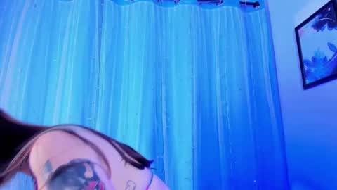 Snapshot of andy_bluee chatting on February 12, 2025, 7:34 am Andy bluee  online show from February 12, 2025, 7:34 am