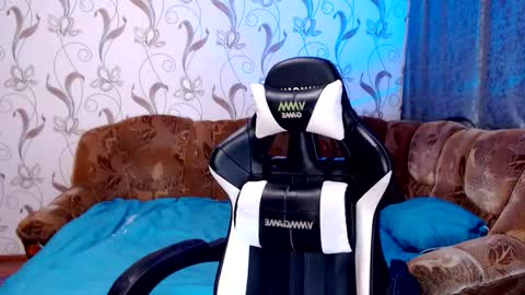 Andy online show from September 18, 2025, 9:50 pm