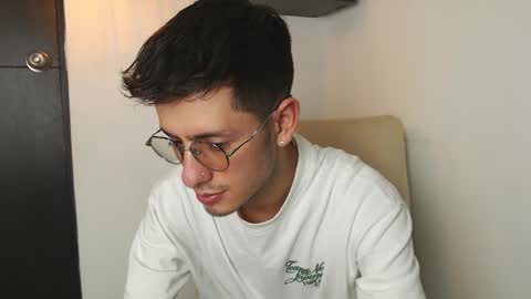 andy_collins__ online show from March 23, 2026, 11:31 pm