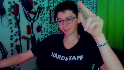 Snapshot of andy_gray01 chatting on October 25, 2025, 11:29 am Andy Gray online show from October 25, 2025, 11:29 am