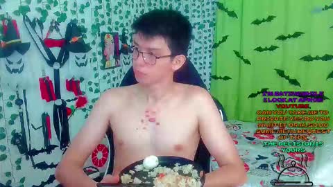 Snapshot of andy_gray01 chatting on November 12, 2025, 1:44 pm Andy Gray online show from November 12, 2025, 1:44 pm