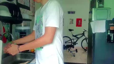 Snapshot of andy_gray01 chatting on November 13, 2025, 2:38 pm Andy Gray online show from November 13, 2025, 2:38 pm