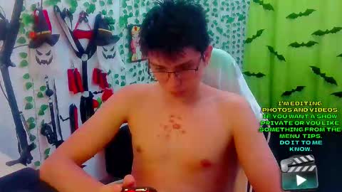 Snapshot of andy_gray01 chatting on November 17, 2025, 11:10 pm Andy Gray online show from November 17, 2025, 11:10 pm