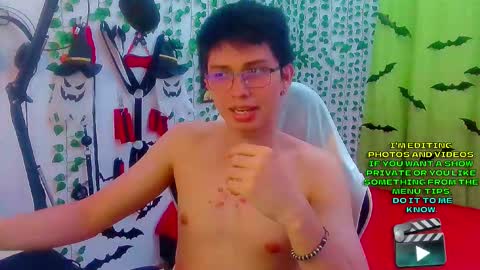 Snapshot of andy_gray01 chatting on November 27, 2025, 1:51 am Andy Gray online show from November 27, 2025, 1:51 am