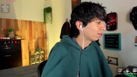 andy_guez_11 online show from March 5, 2025, 1:06 pm