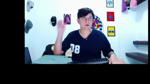 Snapshot of andy_mark01 chatting on December 10, 2024, 9:22 pm andy_mark01 online show from December 10, 2024, 9:22 pm