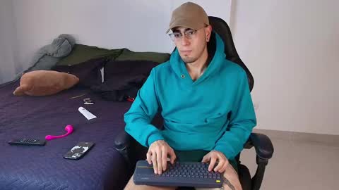 Andres online show from March 6, 2025, 6:59 pm